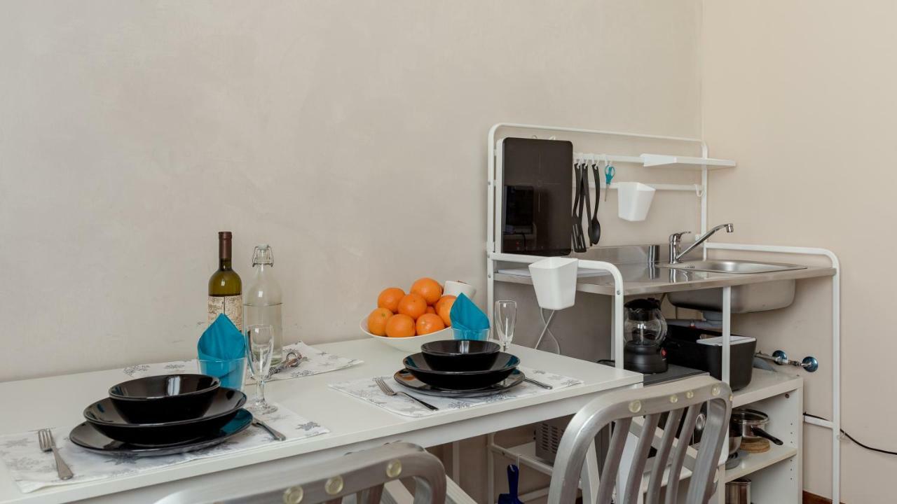 Pied à Terre Sant'Agostino Apartamento Milão Exterior foto